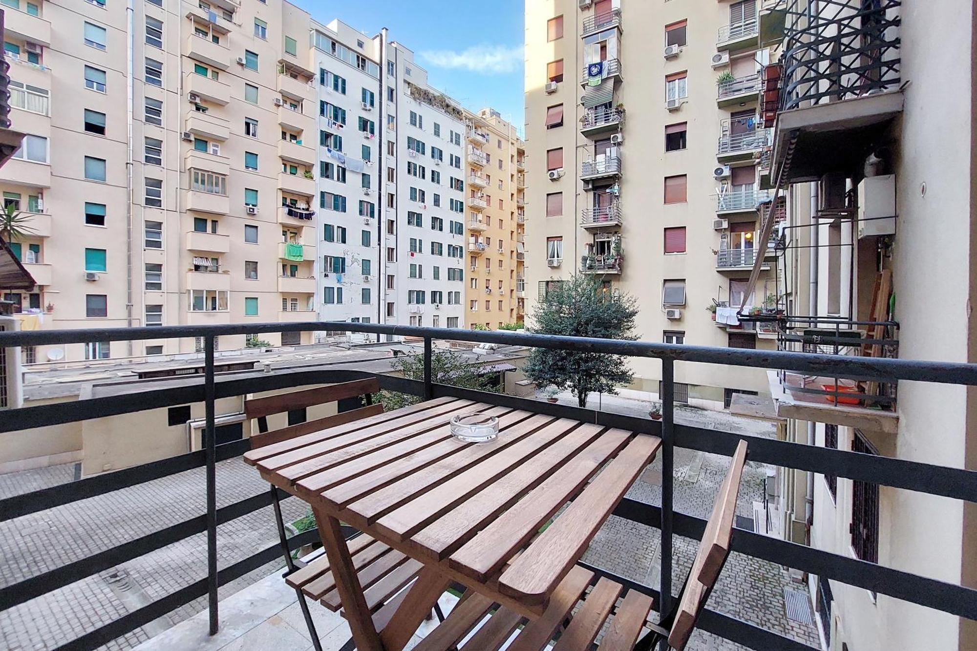 Appia Apartment *
