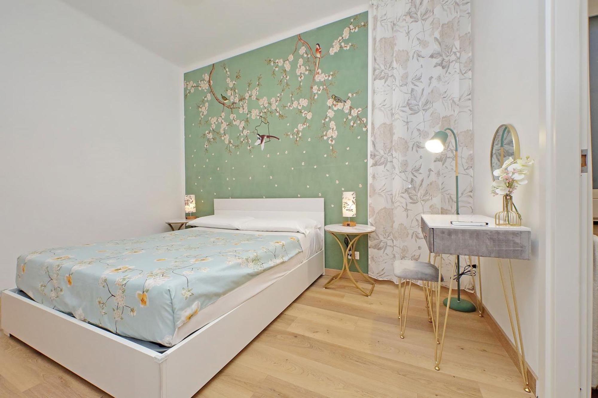 Appia Apartment *